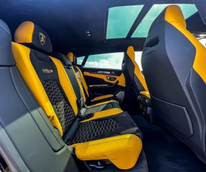 rent lamborghini urus dubai